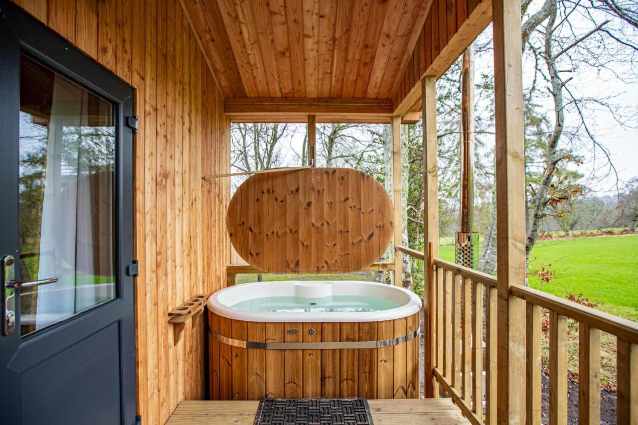 Breckland 4 With Hot Tub Chalet Belladrum
